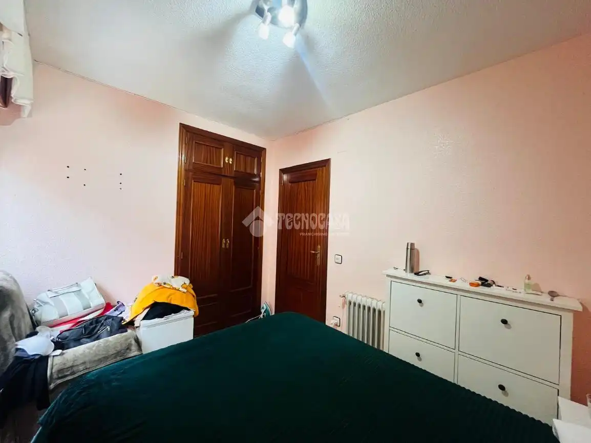 Schlafzimmer von Wohnung zum Verkauf in Villa de Vallecas