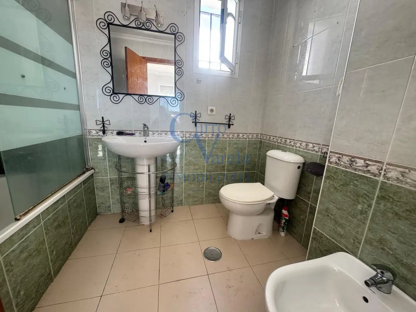 Baño de Dúplex en venta en Dos Hermanas con Terraza y Trastero