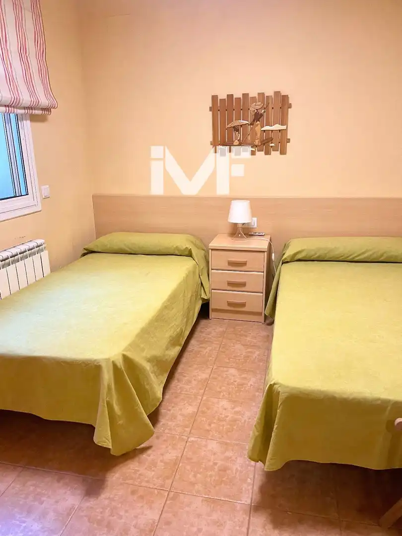 Schlafzimmer von Haus oder Chalet zum Verkauf in Mont-roig del Camp mit Klimaanlage und Schwimmbad