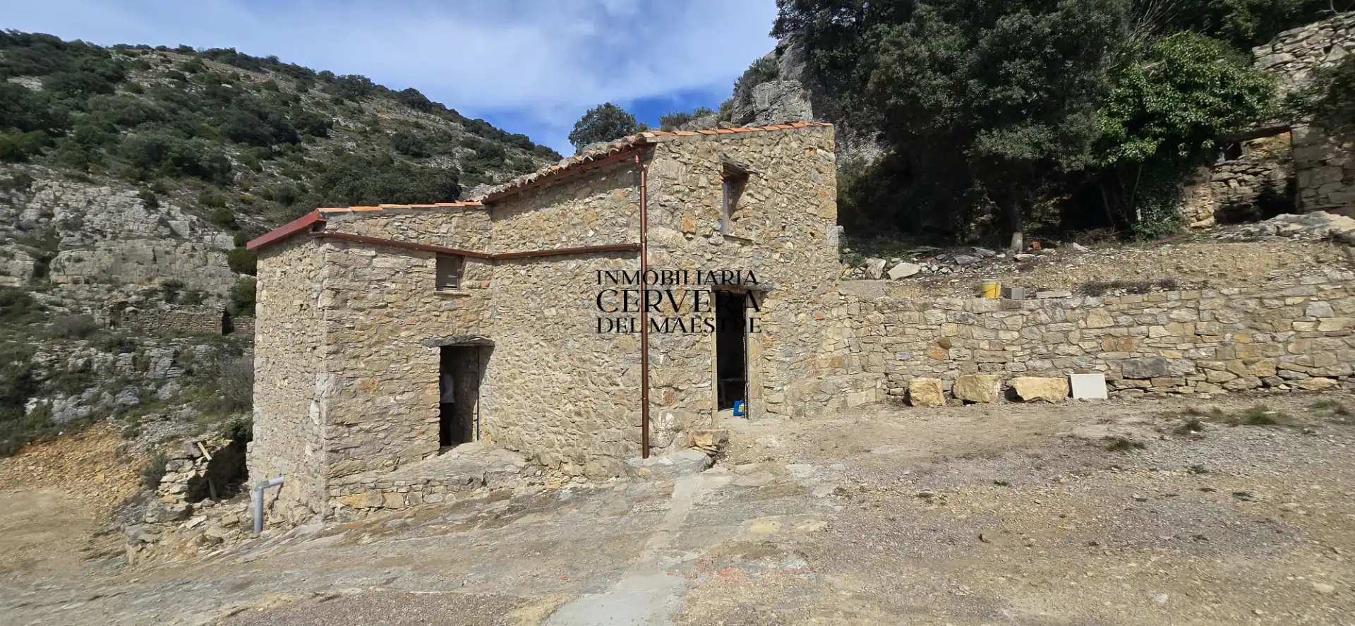 Vista exterior de Finca rústica en venda en Sierra Engarcerán