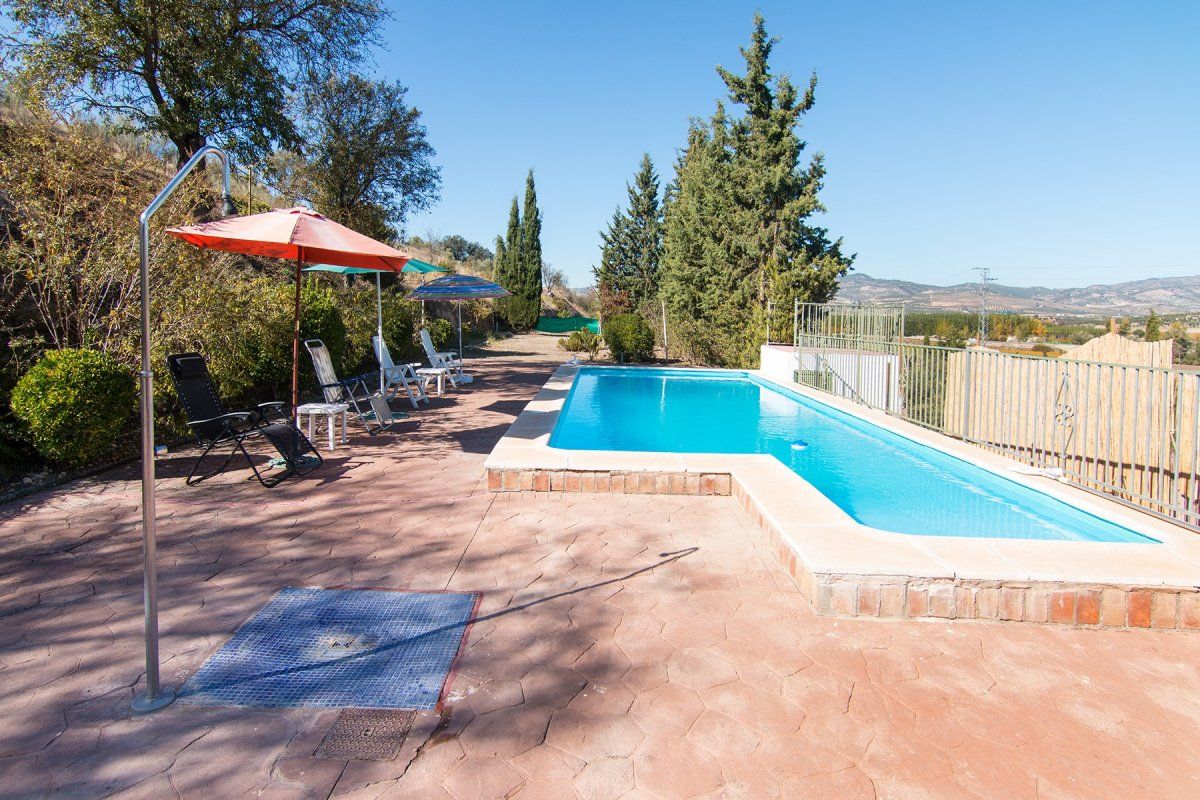 Swimming pool of House or chalet for sale in Huétor Tájar  with Private garden, Terrace and Storage room