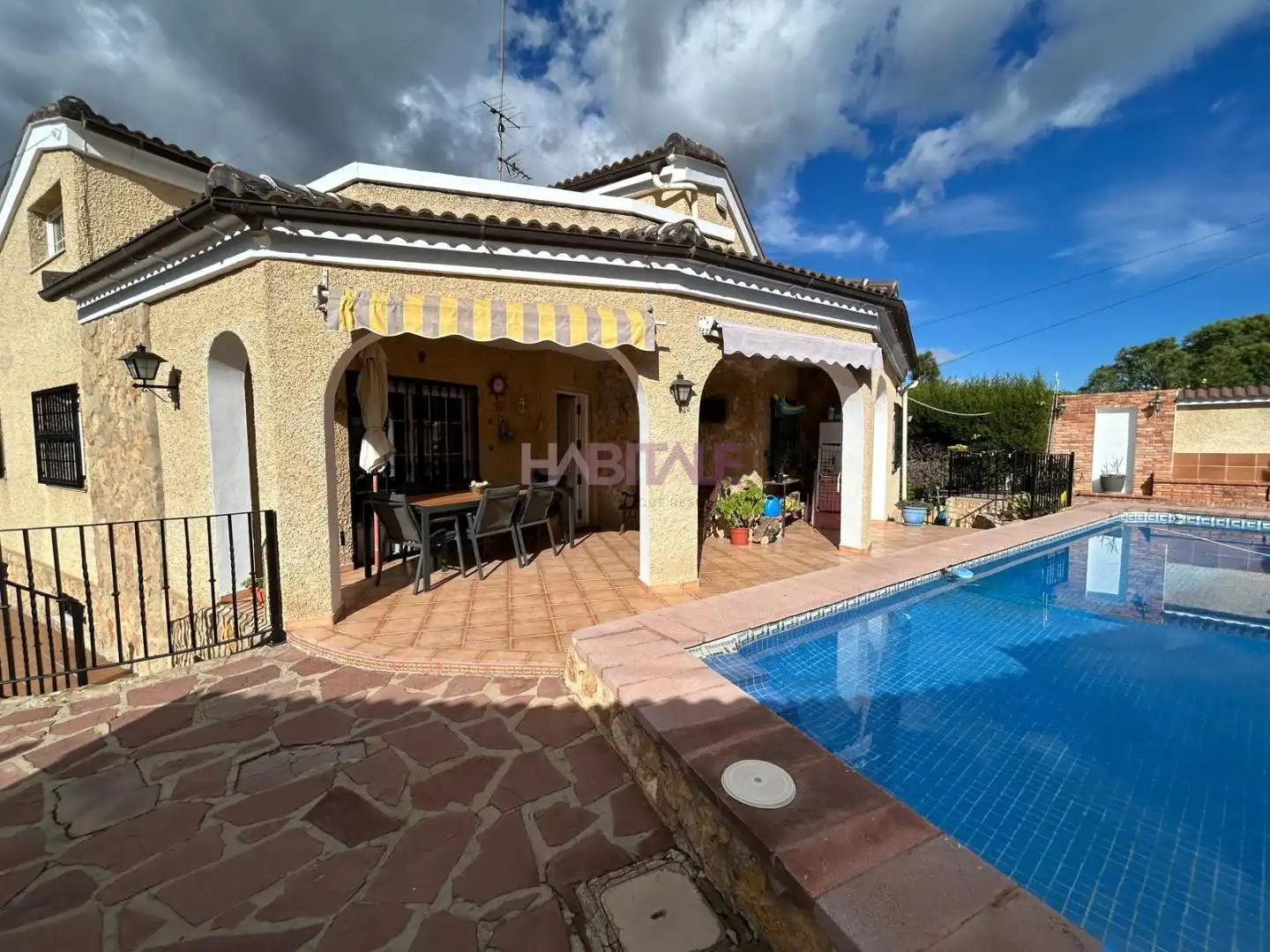 Casa amb piscina en venda a Montserrat, imagen 107