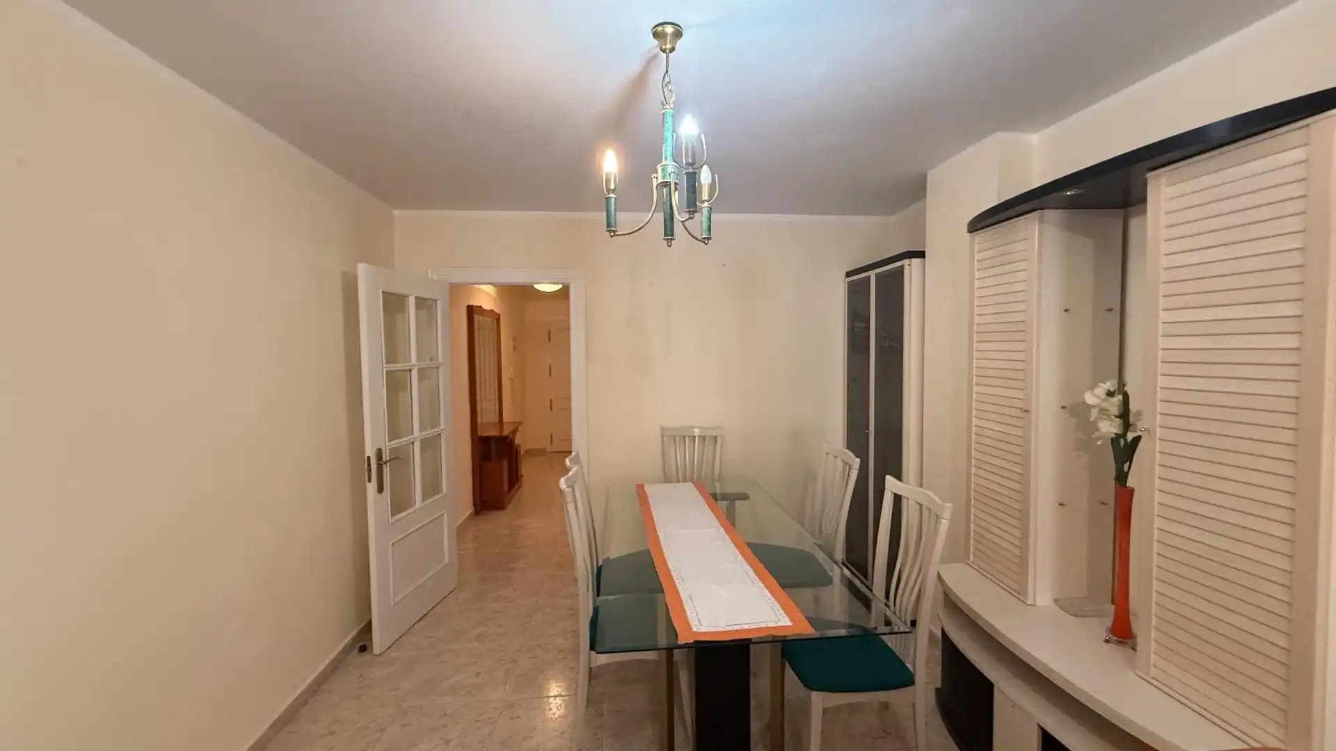 Comedor de Piso de alquiler en Águilas con Aire acondicionado, Trastero y Amueblado