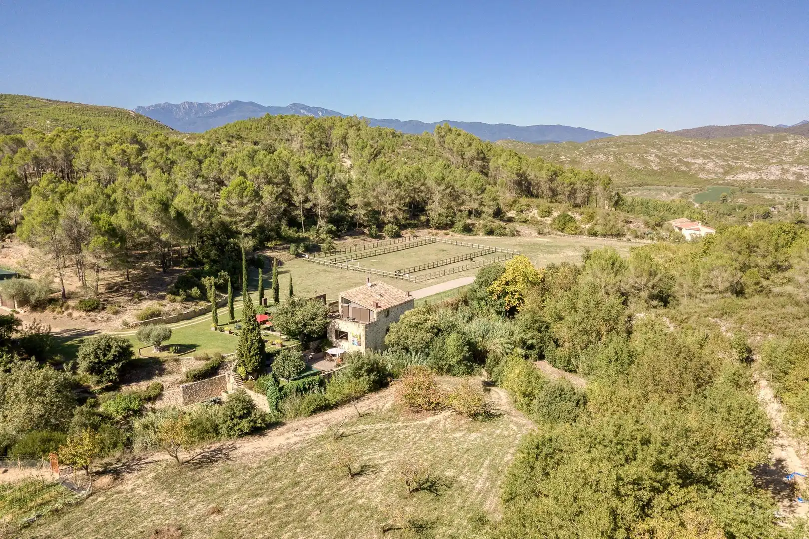 Jardín de Finca rústica en venta en Boadella i les Escaules con Calefacción, Jardín privado y Terraza