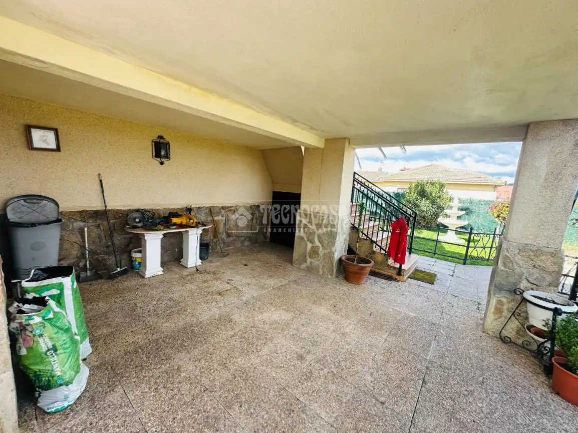 Jardín de Casa o chalet en venta en Escalona con Calefacción, Piscina y Amueblado