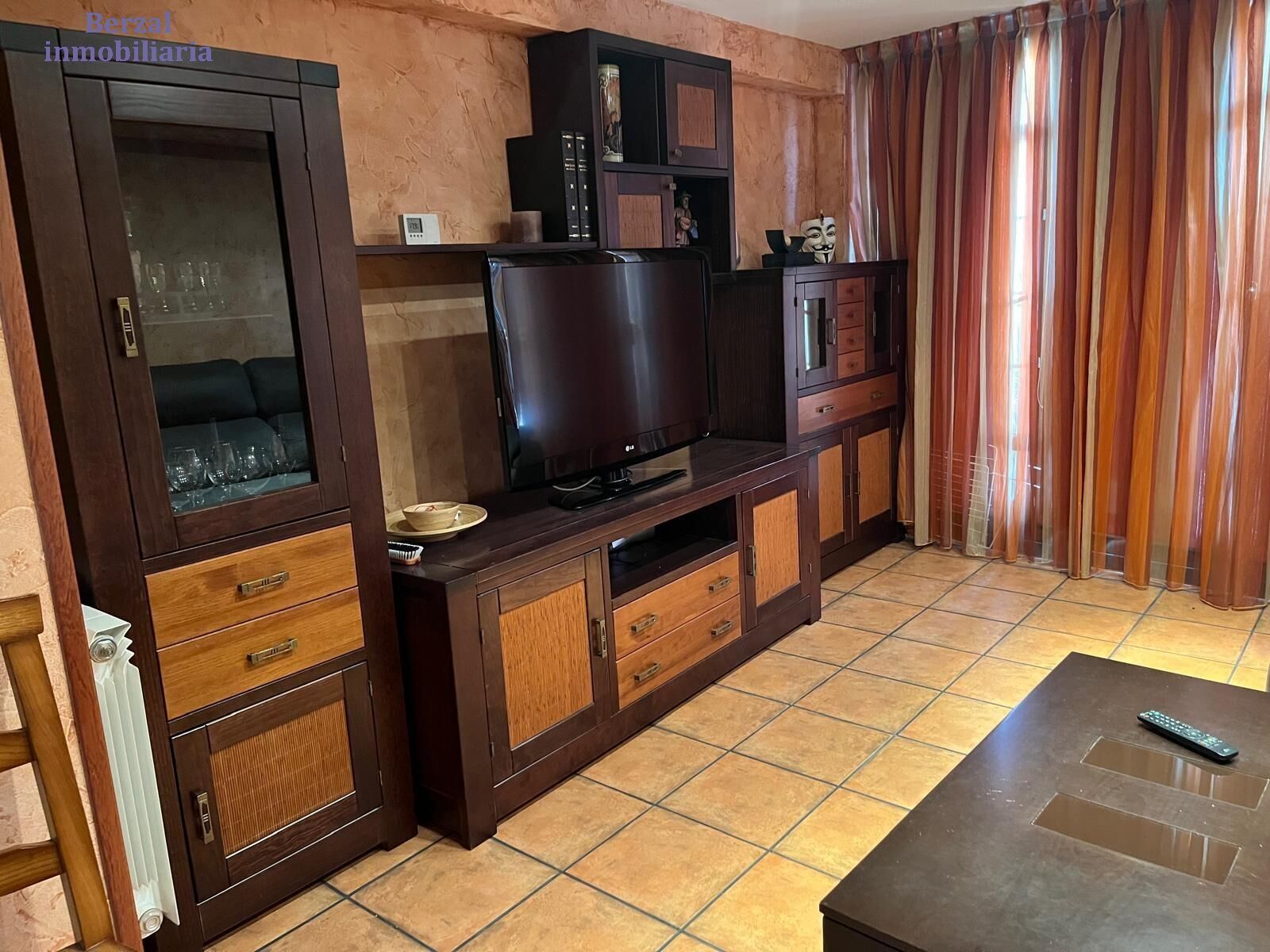 Sala de estar de Casa o chalet en venta en Ojacastro con Calefacción