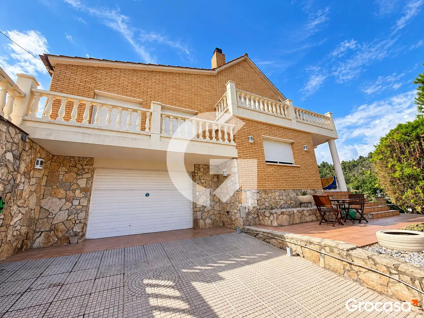 Casa con terraza en venta en CL VALLIRANA