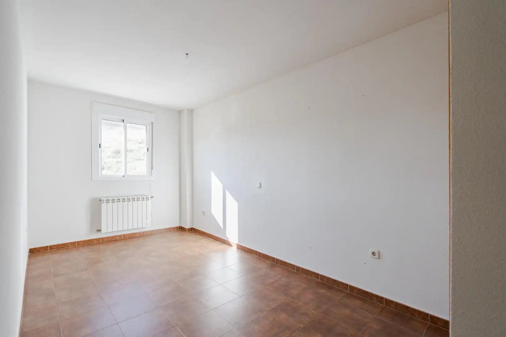 Schlafzimmer von Einfamilien-Reihenhaus zum Verkauf in Carabaña mit Heizung, Privatgarten und Terrasse
