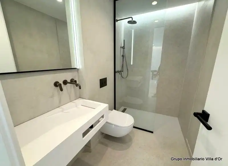 Bathroom of Houses for sale in Dénia  with Air Conditioner, Heating and Private garden