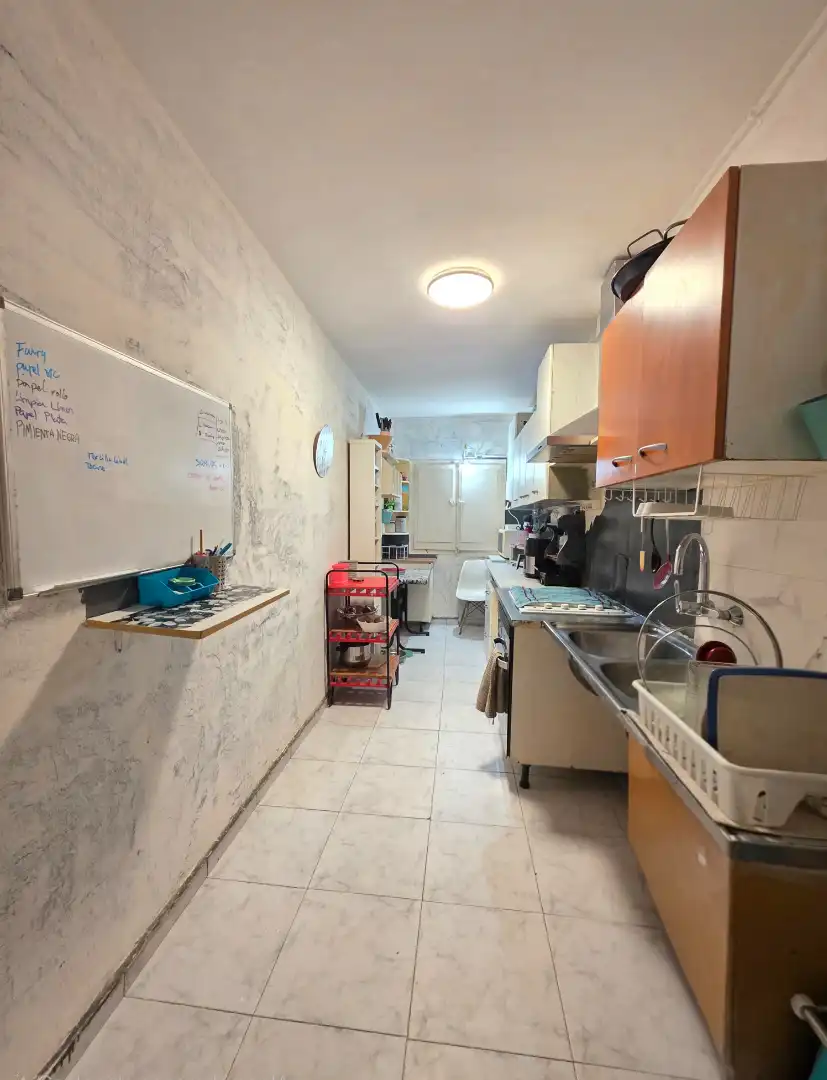 Cocina de Local en venta en Barcelona con Aire acondicionado, Parquet y Amueblado