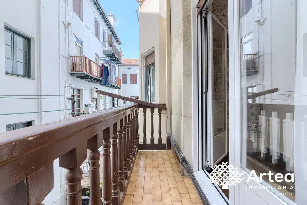 Terraza de Piso en venta en Getxo  con Calefacción, Trastero y Balcón