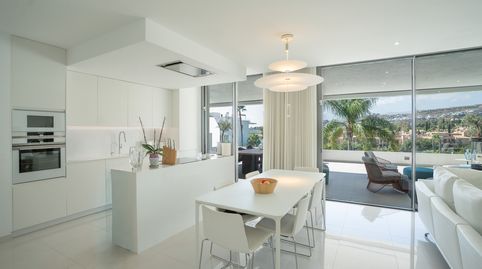 Apartamento dúplex de 4 dormitorios con impresionantes vistas cerca de Benahavís, imatge 4