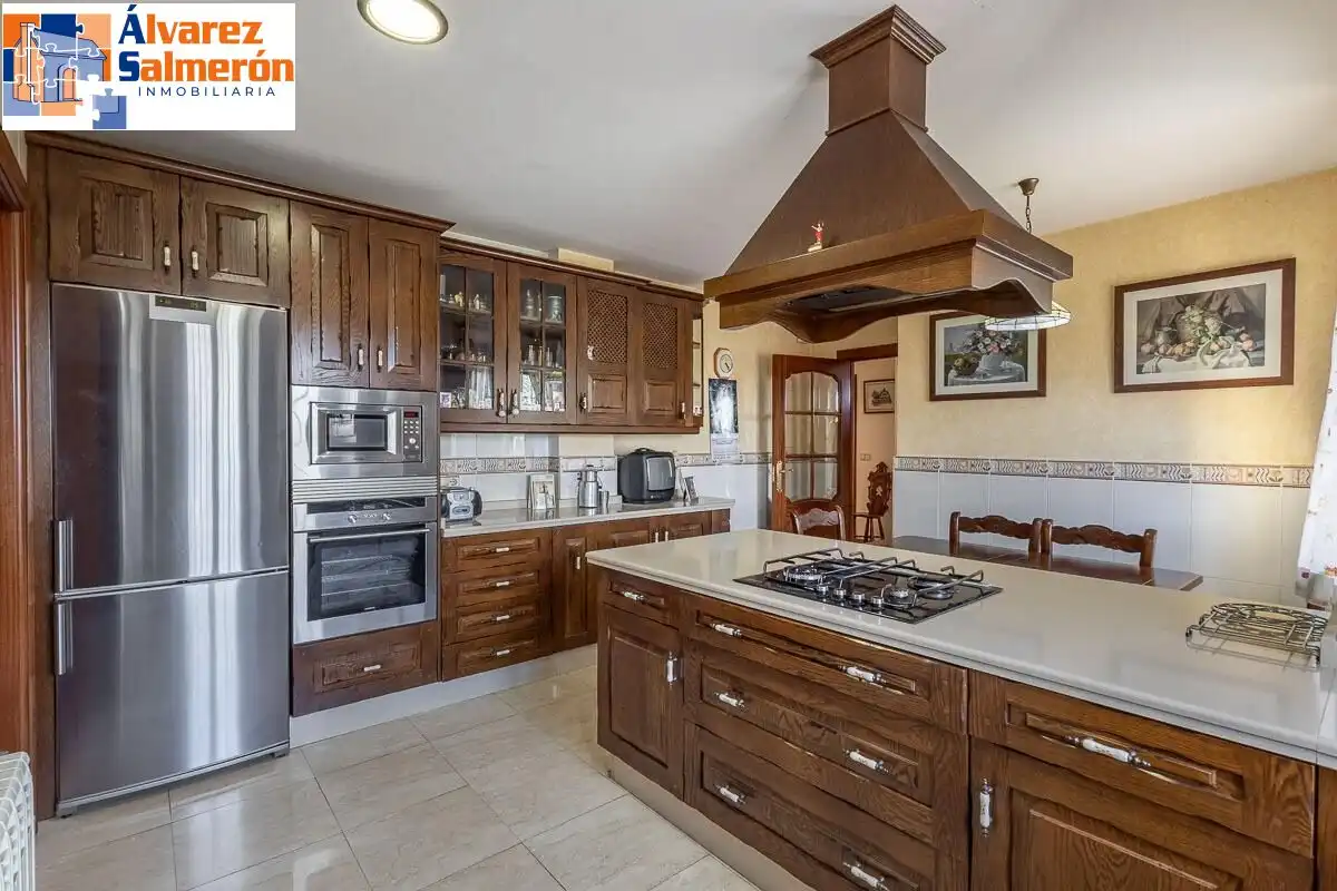 Casa con jardín en venta en Calle MARIANA PINEDA, imagen 27