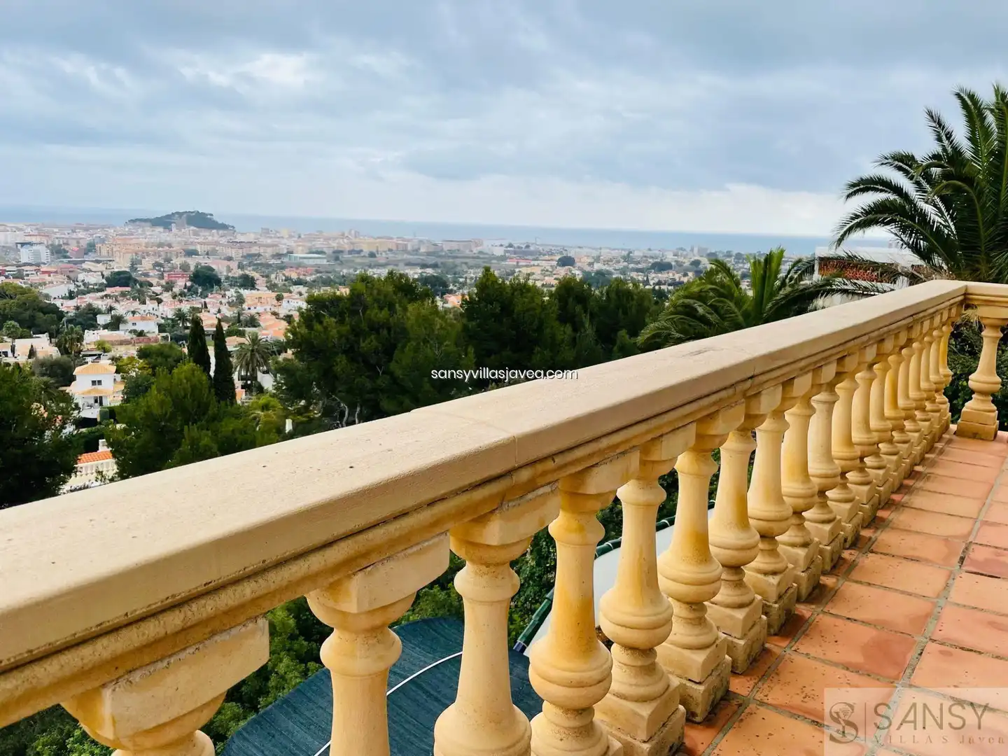 Exterior view of Houses for sale in Dénia  with Air Conditioner and Storage room