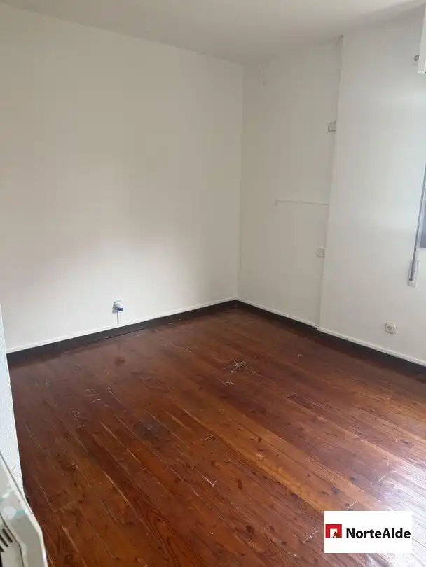 Bedroom of Duplexes for sale in Getxo   with Air Conditioner and Heating
