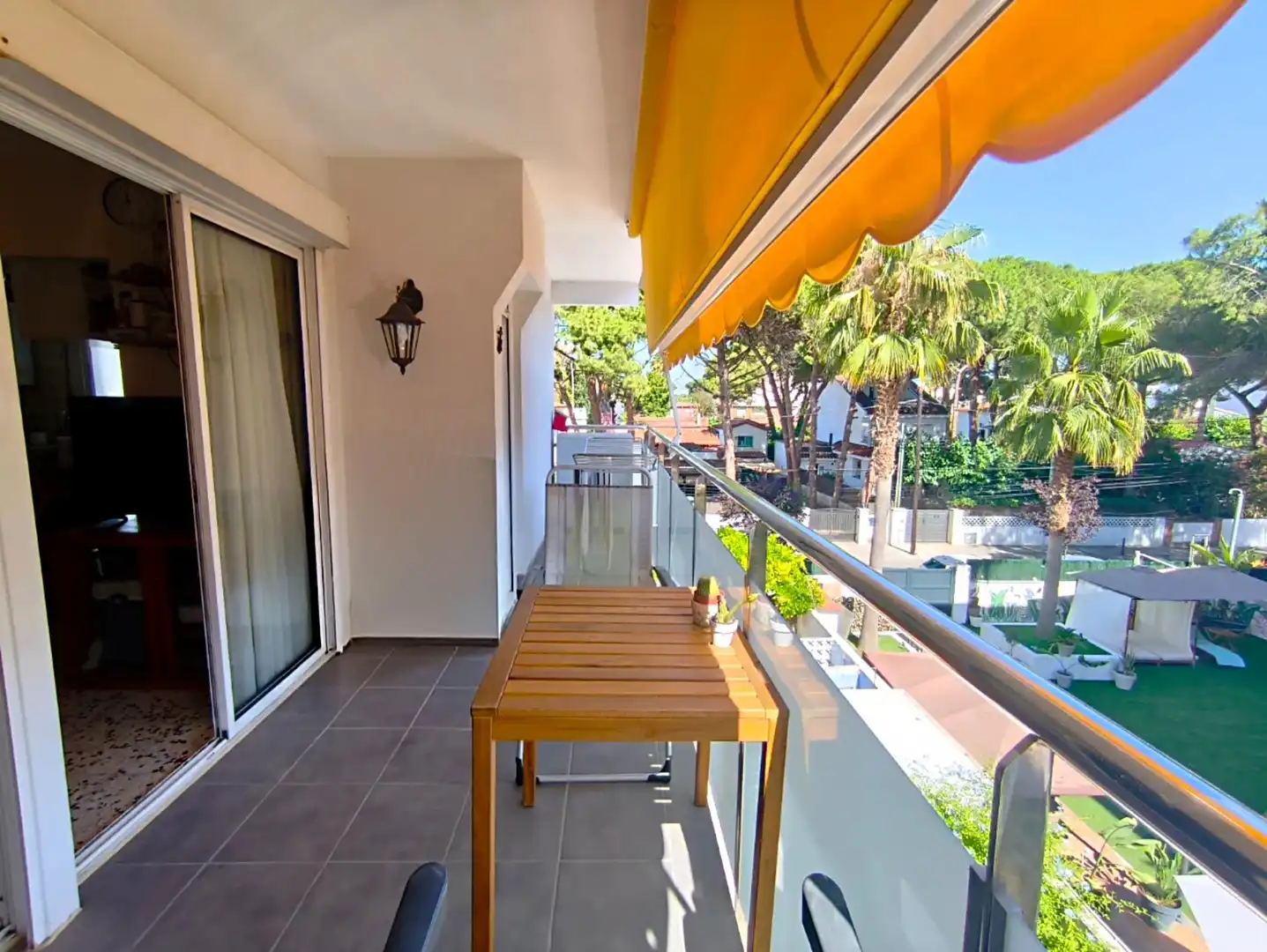 Terraza de Piso en venta en Castelldefels con Terraza, Balcón y Piscina comunitaria