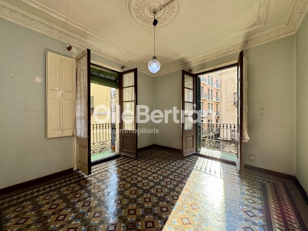Flat for sale in d'Avinyó, Barri Gòtic, Ciutat Vella