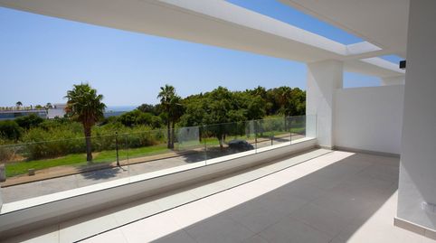 Foto 2 de Piso en venta en Centro, Estepona