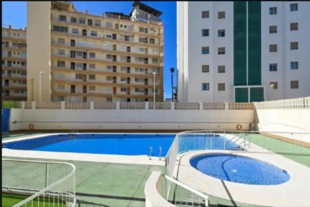 Piscina de Apartament en venda en Calpe / Calp amb Aire condicionat, Terrassa i Moblat
