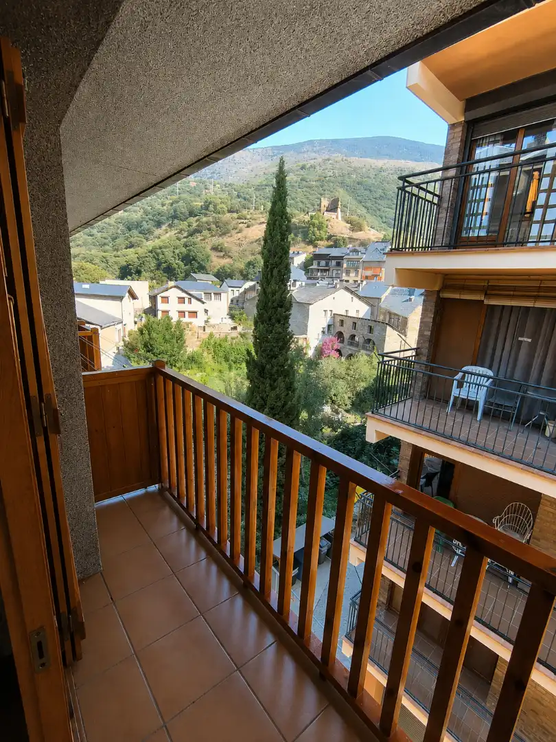 Balcony of Flat for sale in Rialp  with Storage room, Furnished and Oven
