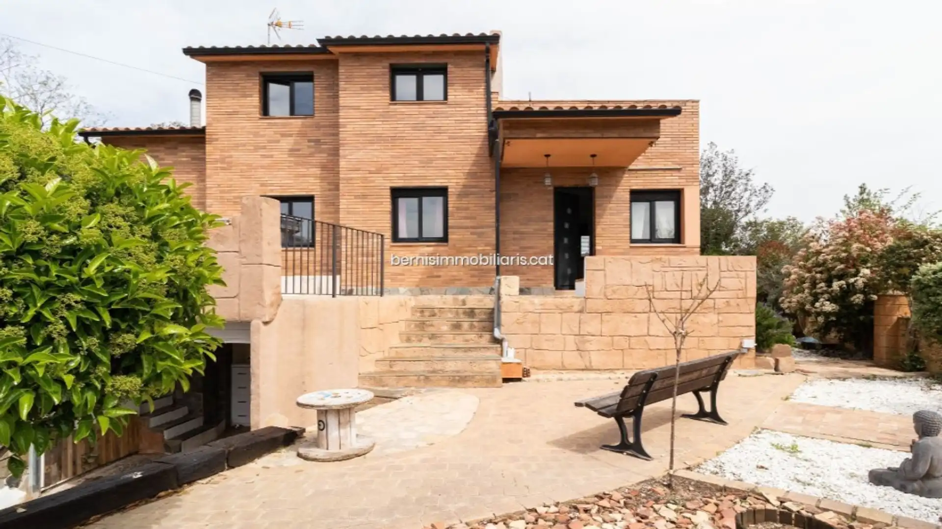 Vista exterior de Casa o xalet en venda en Piera amb Calefacció, Jardí privat i Piscina