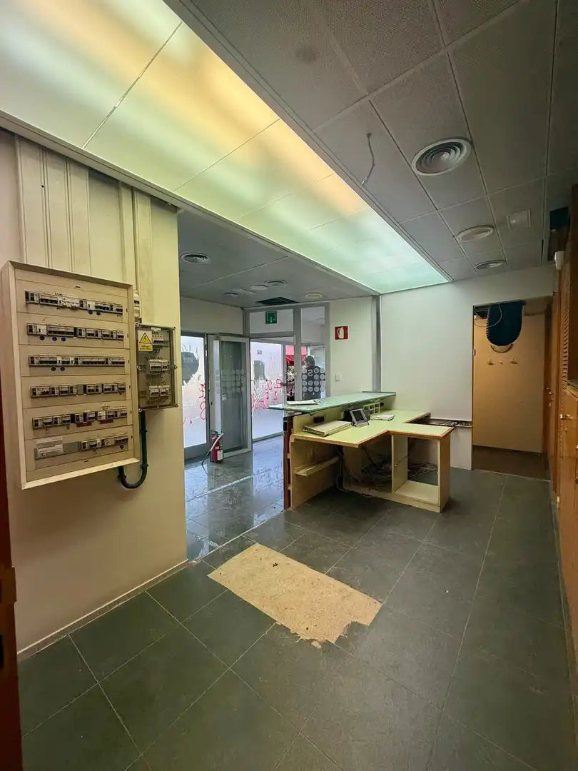 Local comercial en alquiler en La Roca del Vallès, imagen 25