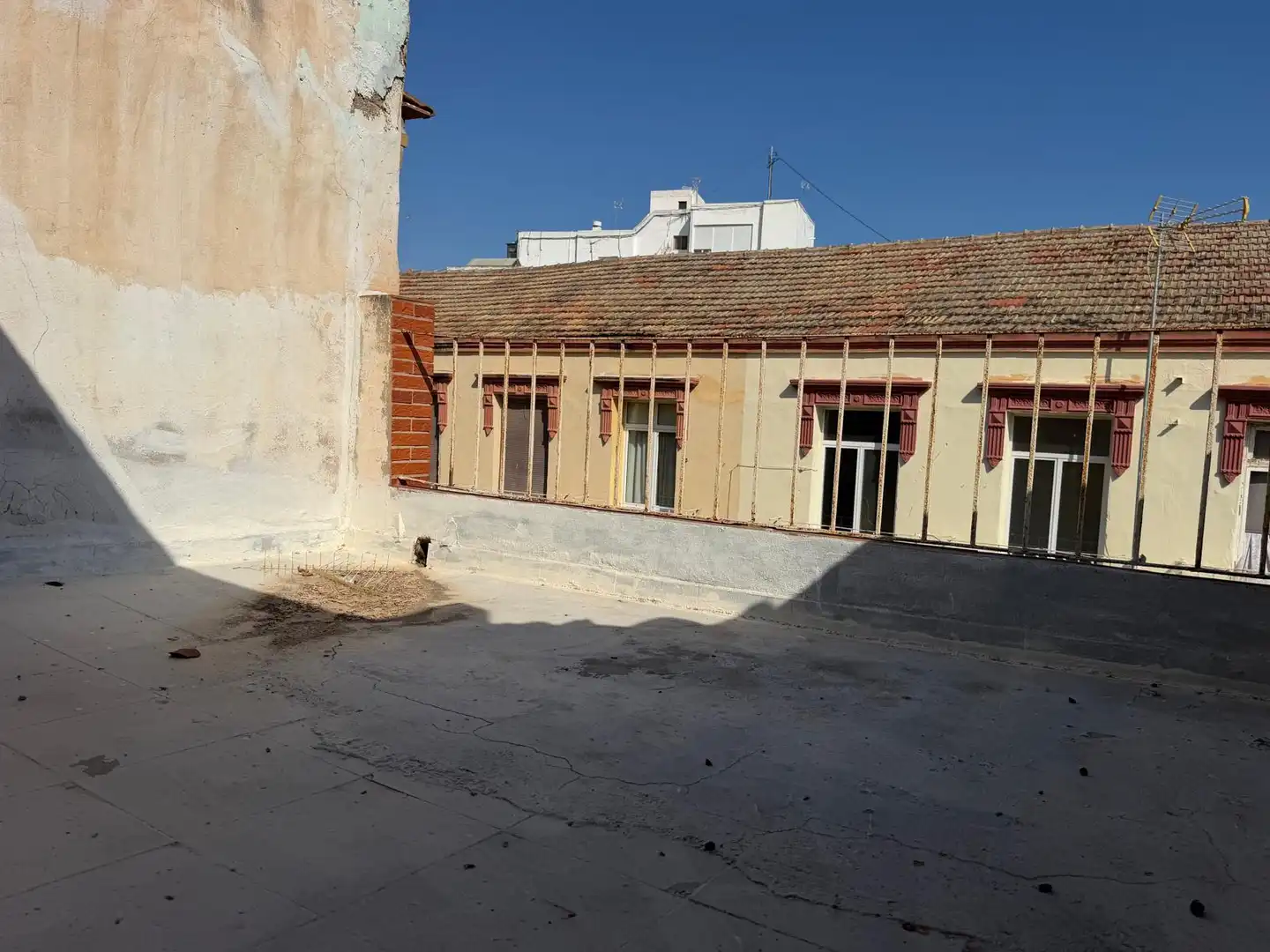 Vista exterior de Edificio en venta en Cartagena