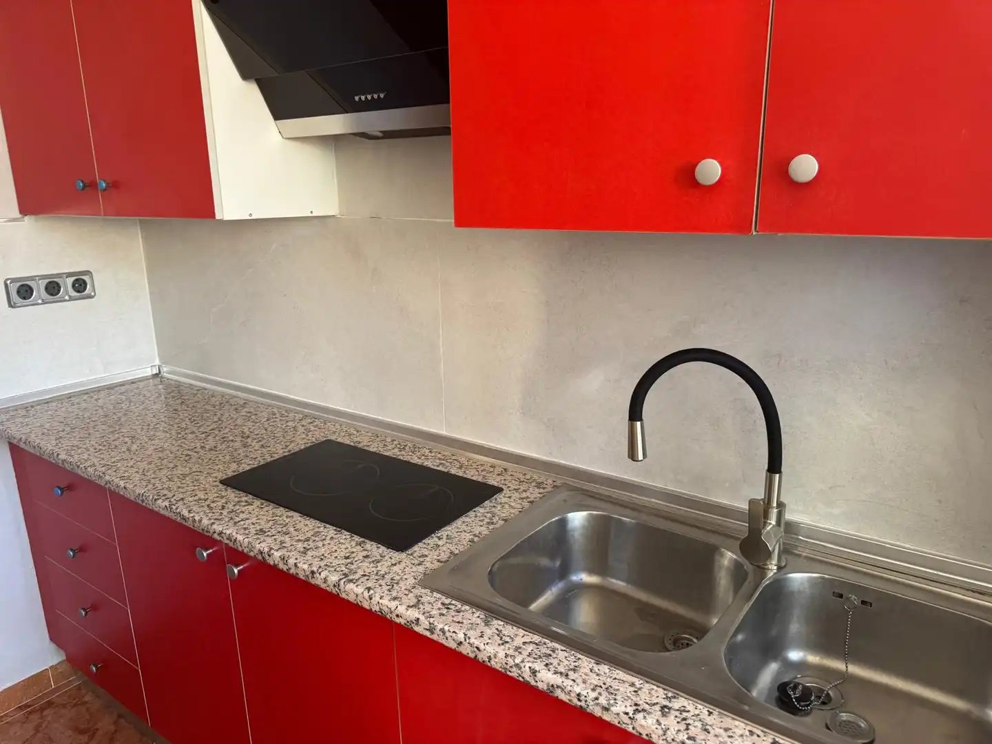 Kitchen of Flat for rent in Granada  with Air Conditioner, Terrace and Furnished