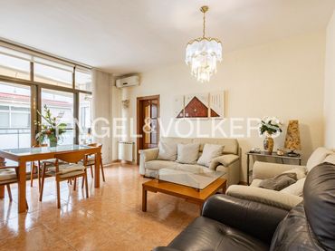 Appartement avec balcon à vendre à El Gall