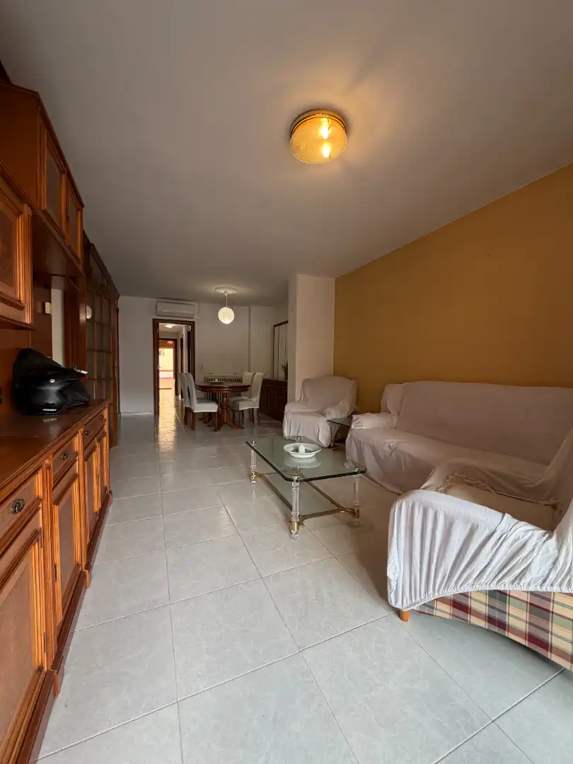 Living room of Flat for sale in Figueres  with Air Conditioner, Heating and Terrace