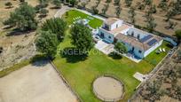 Exterior view of Country house for sale in Espartinas  with Air Conditioner, Heating and Private garden