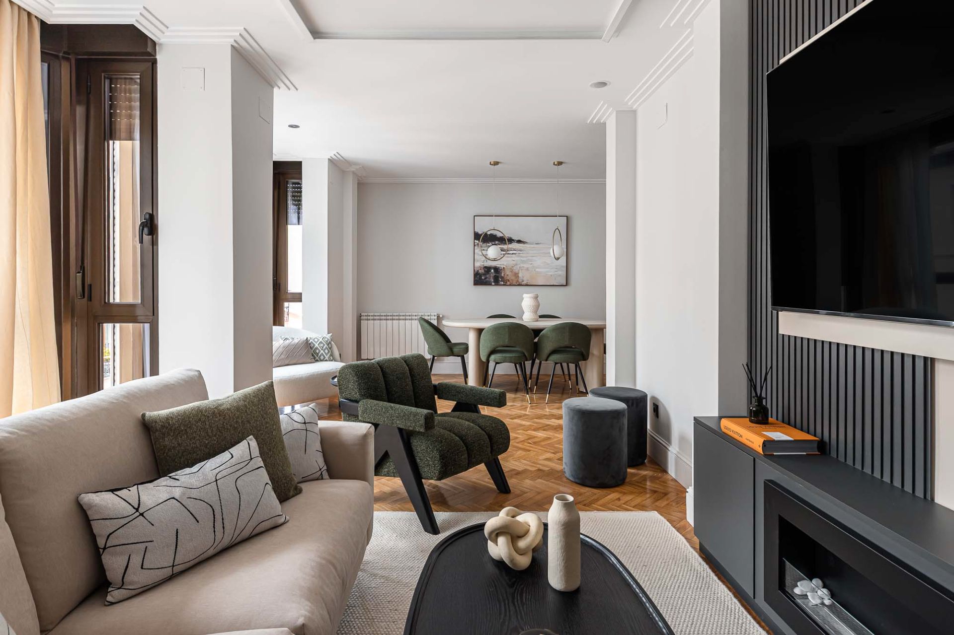 Sala d'estar de Dúplex en venda en  Madrid Capital amb Aire condicionat, Calefacció i Terrassa