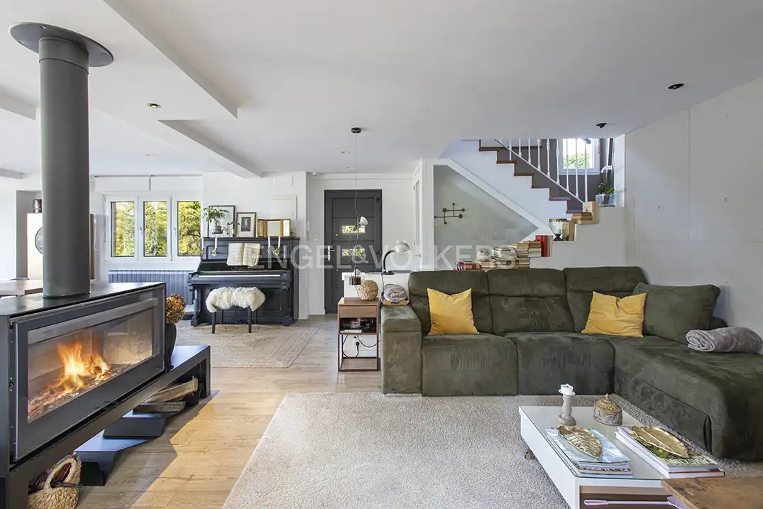 Sala de estar de Casa o chalet en venta en Gijón  con Calefacción, Jardín privado y Terraza
