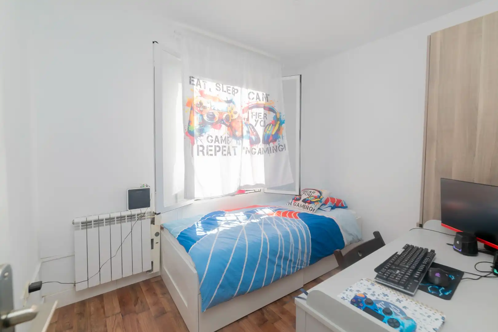 Habitación de Piso de alquiler en Madrid con Aire acondicionado, Calefacción y Amueblado