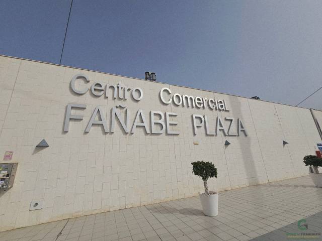 Local comercial en Alquiler en Av. de Bruselas en Playa de Fañabé