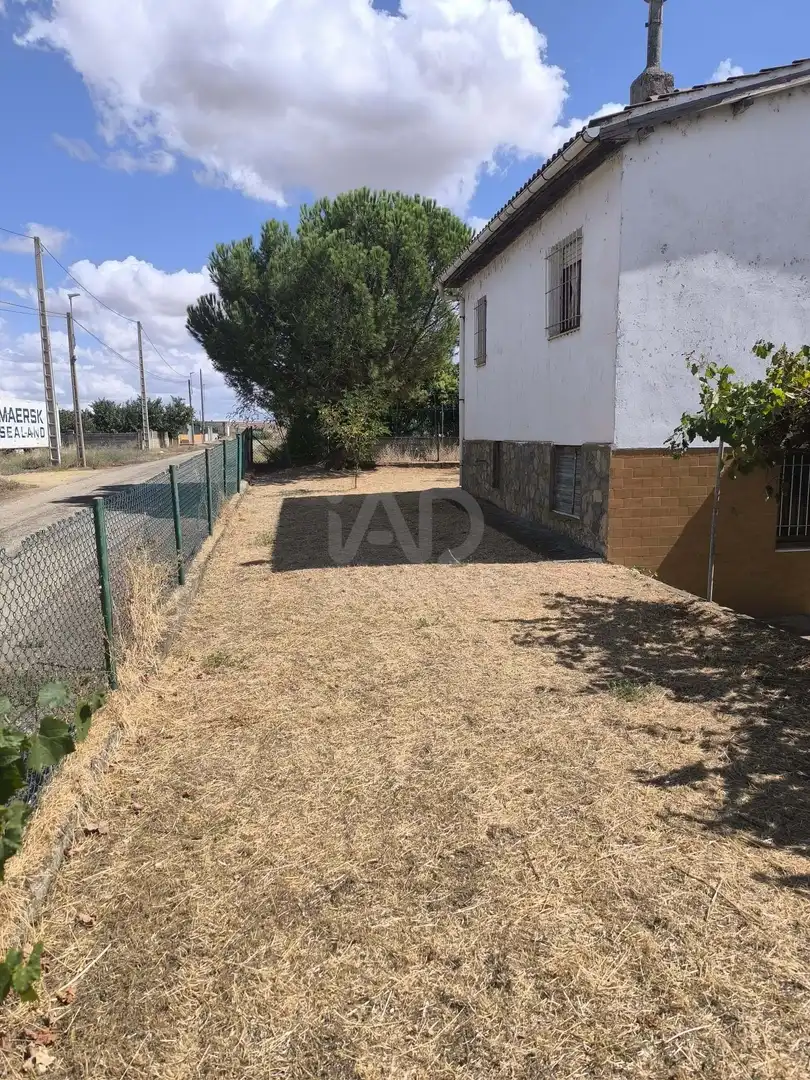 Country house zum Verkauf in Pajares de los Oteros