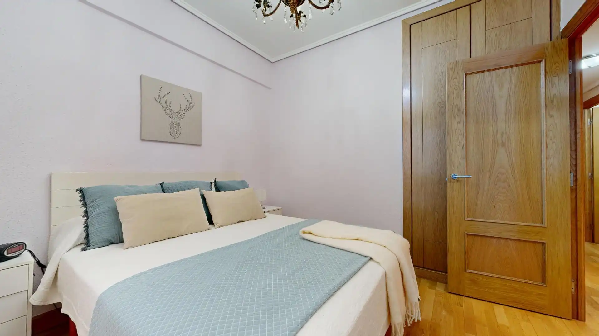 Bedroom of Flat for sale in Bilbao   with Heating and Balcony