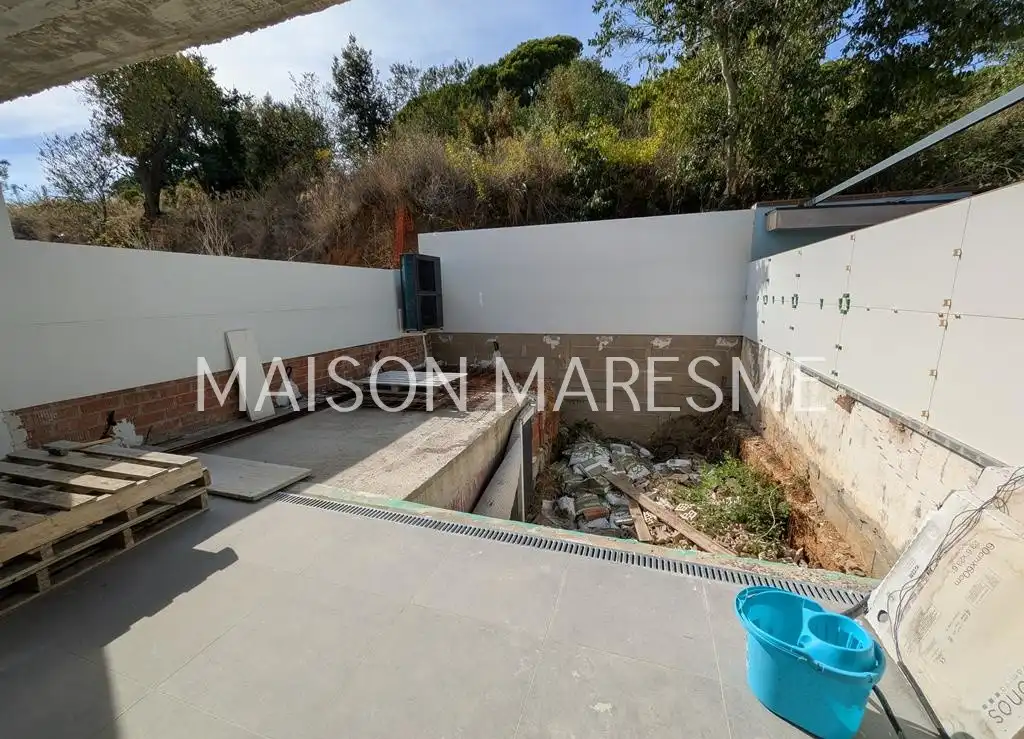 Casa a schiera con terrazza in affitto a Canet de Mar, imagen 3