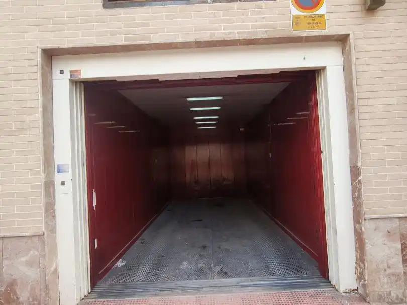 Geschaftsraum zum Verkauf in Torrevieja mit Klimaanlage, Heizung und Möbliert