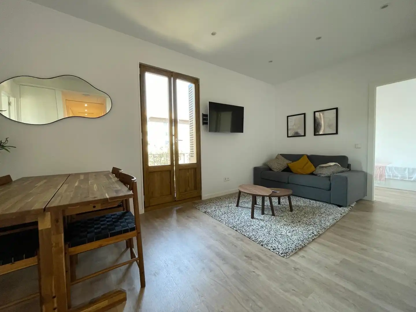 Sala d'estar de Pis de lloguer en Barcelona amb Aire condicionat, Calefacció i Parquet