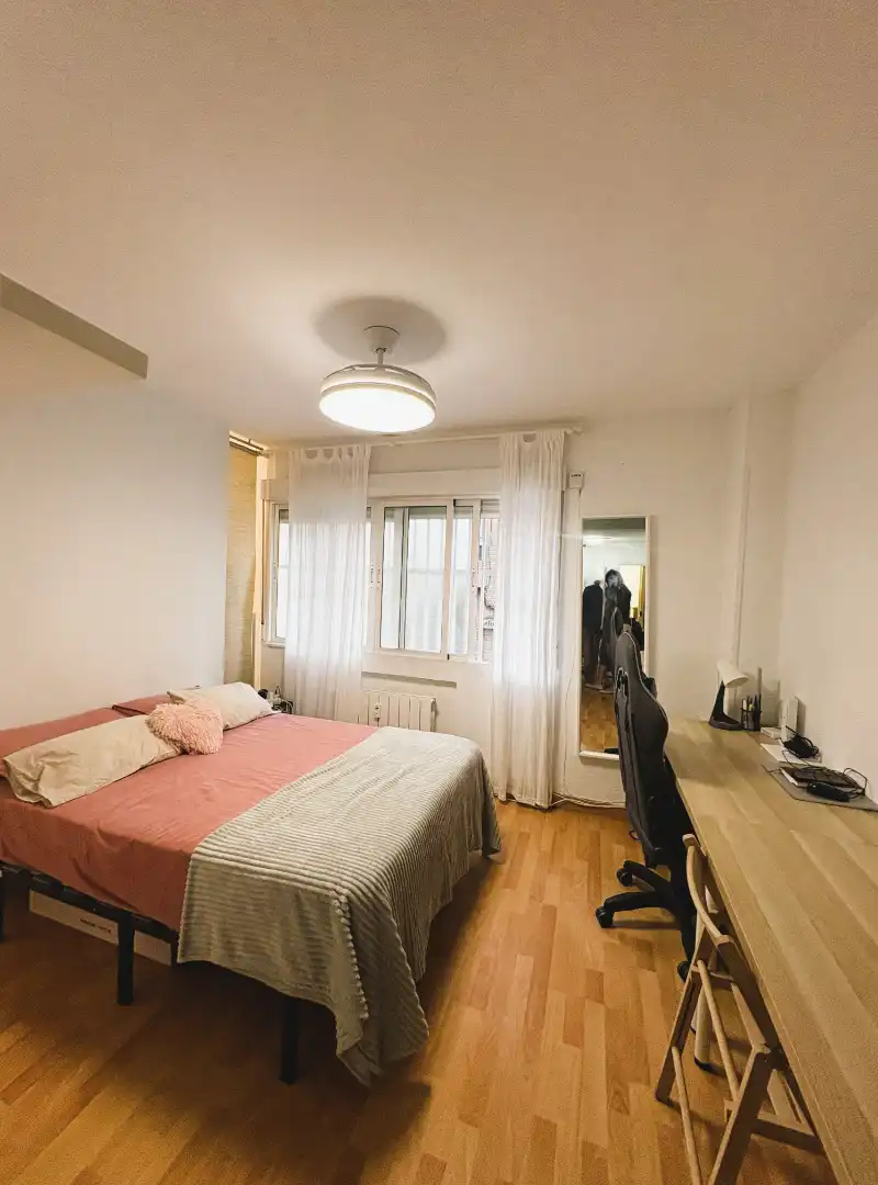 Bedroom of Flat for rent in Madrid  with Heating and Furnished