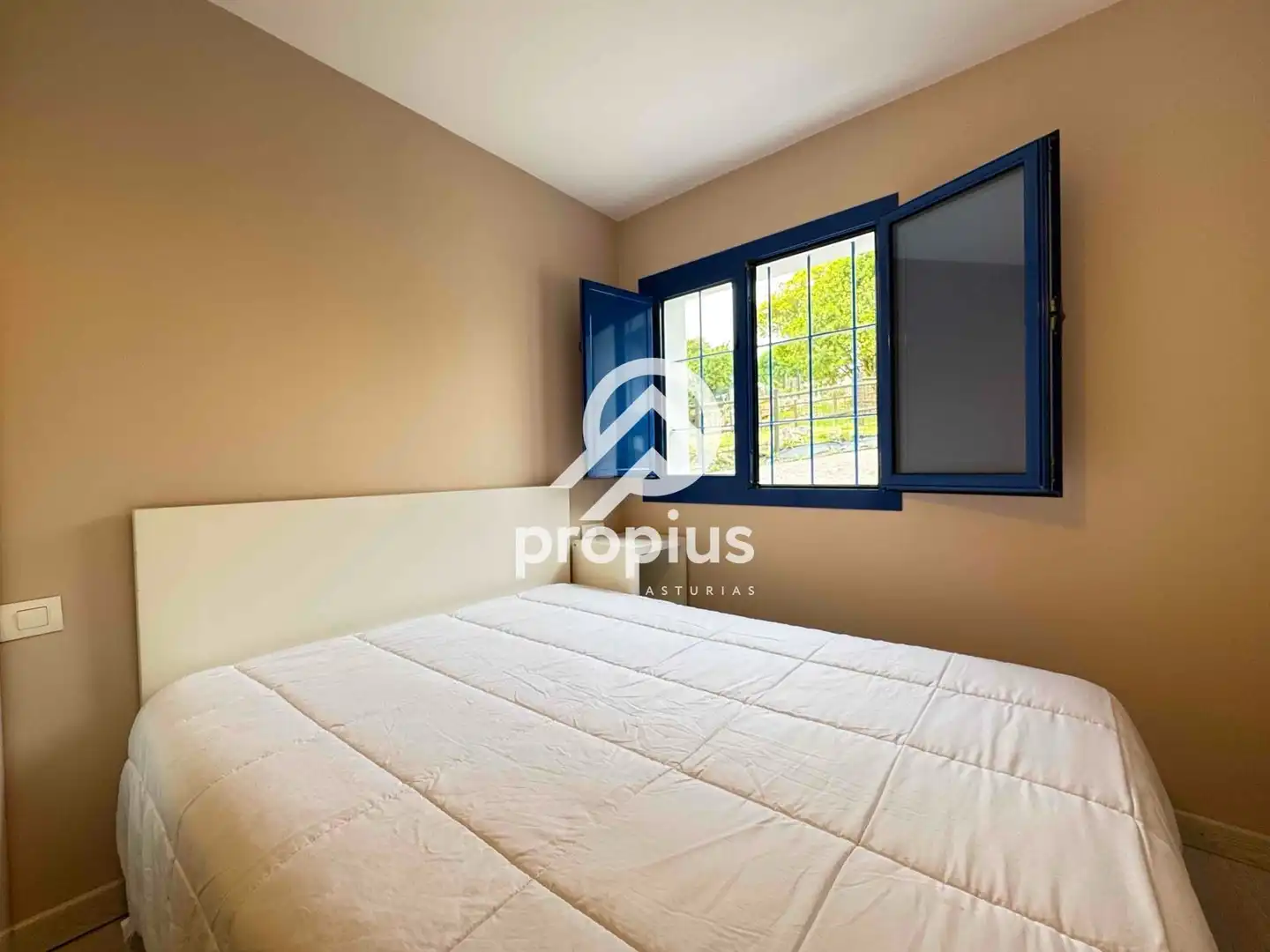 Habitación de Casa o chalet en venta en Ribadesella con Calefacción, Jardín privado y Terraza