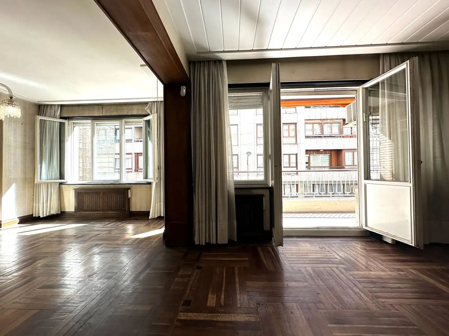 Flat with terrace for sale in Rodriguez Arias, imagen 5