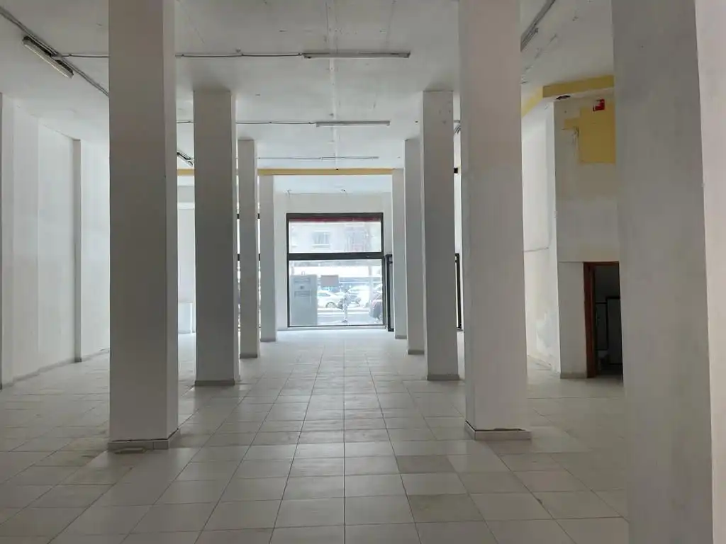 Gewerbefläche zur Miete in Avenida José Mesa y López, imagen 14