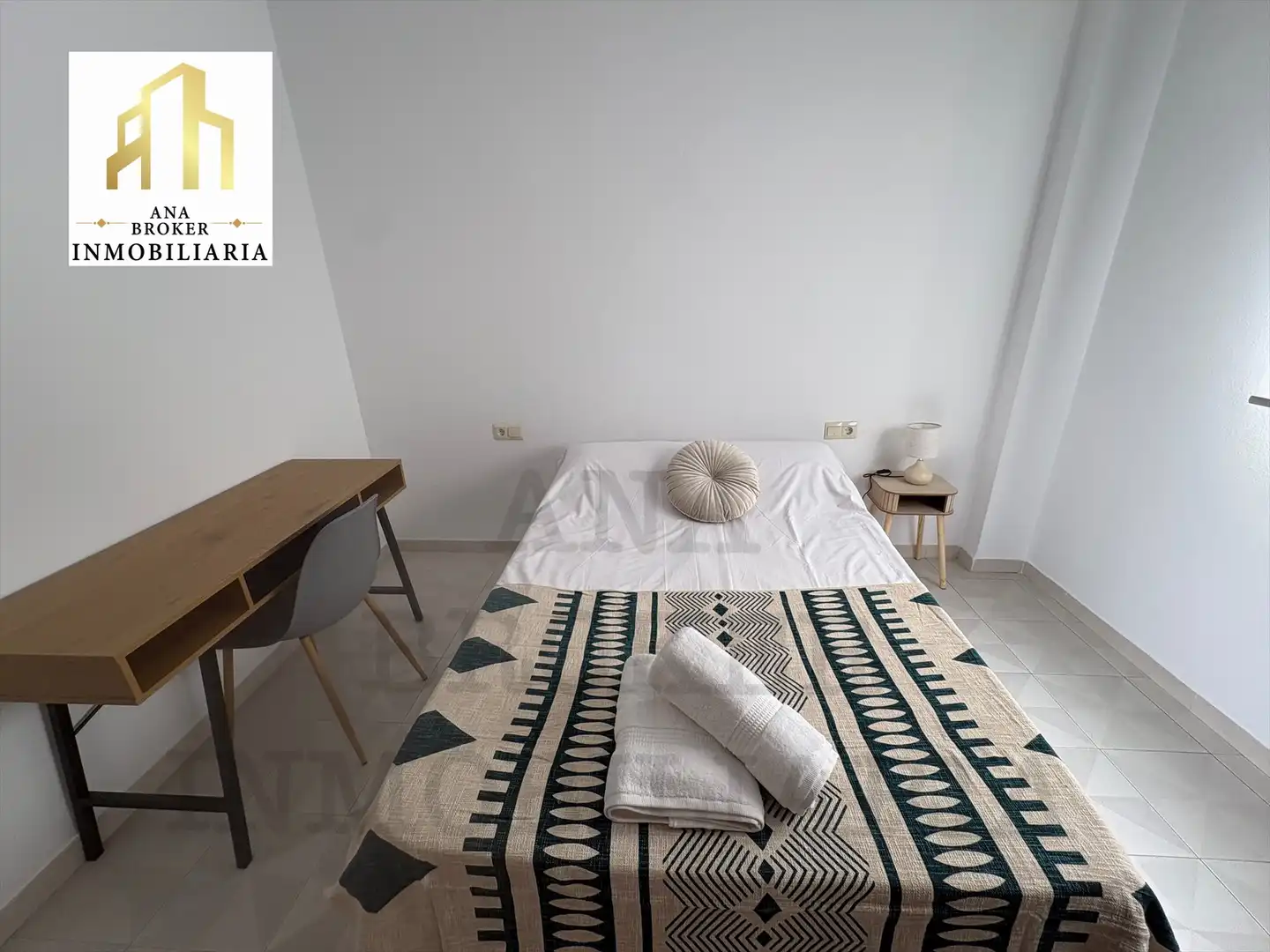 Schlafzimmer von Wohnung zur Miete in Ronda mit Möbliert