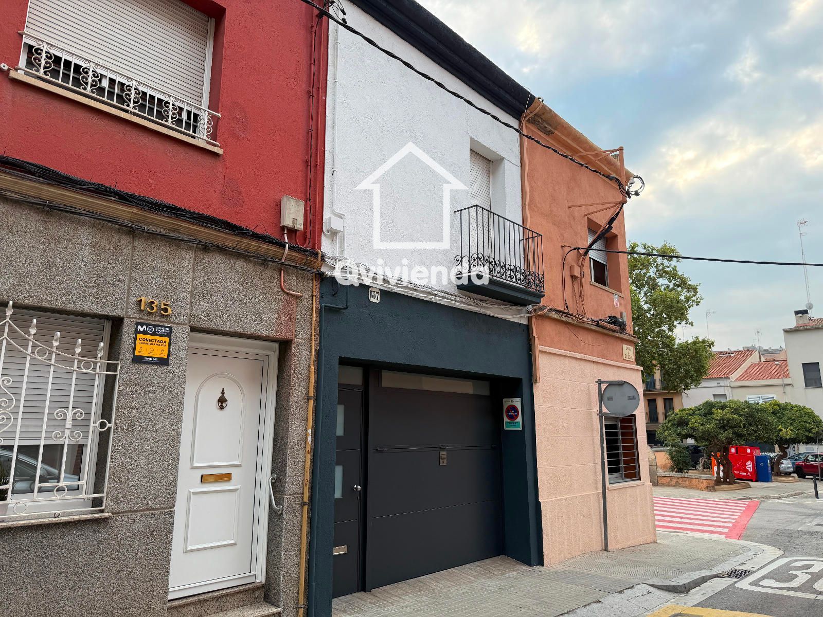 Vista exterior de Casa o xalet en venda en Sabadell amb Aire condicionat, Calefacció i Terrassa
