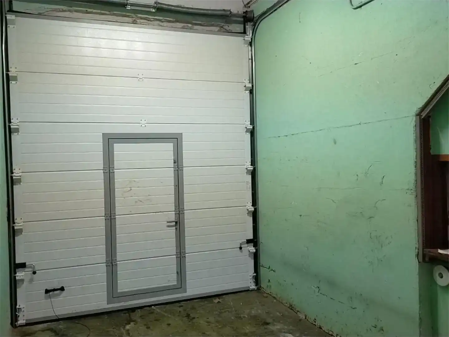 Parkplatz von Fabrikhallen zum Verkauf in Barakaldo 