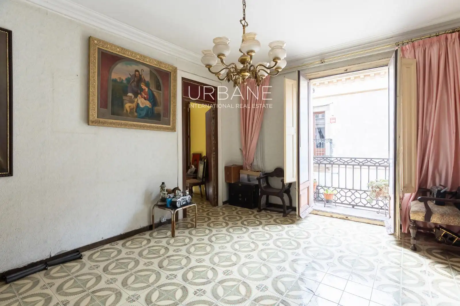 Flat for sale in Palau, Barri Gòtic
