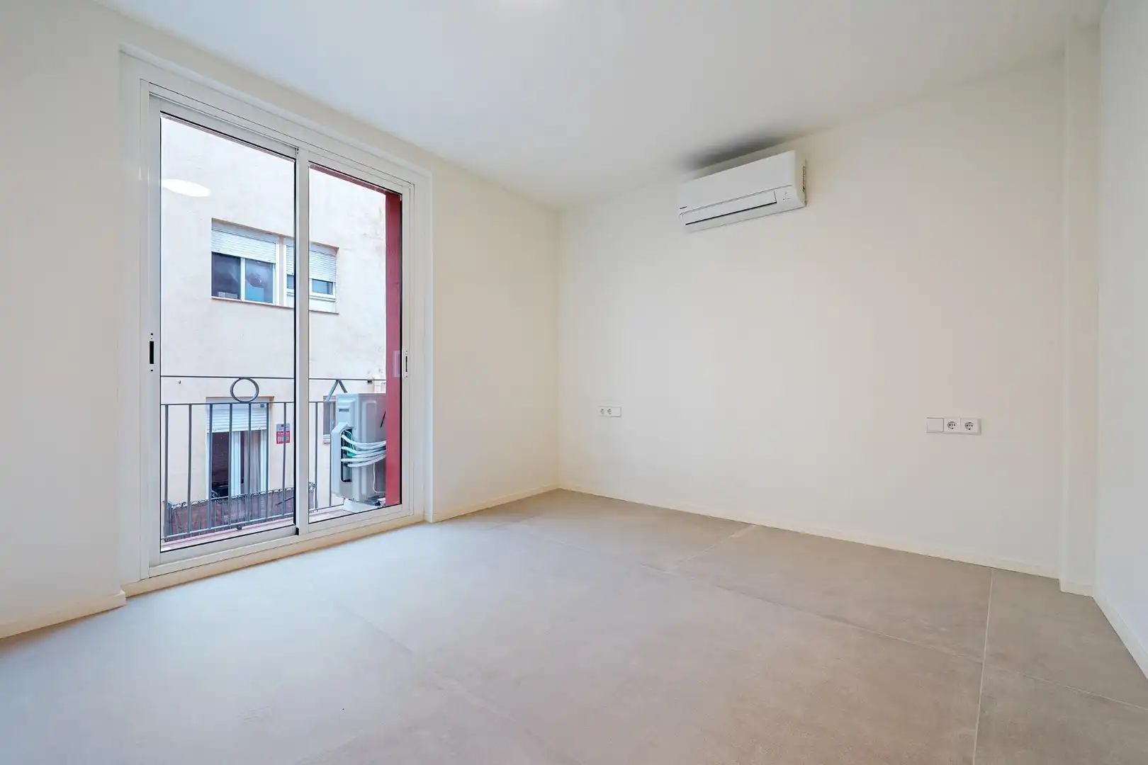 Habitación de Piso en venta en Tarragona con Trastero, Amueblado y Alarma
