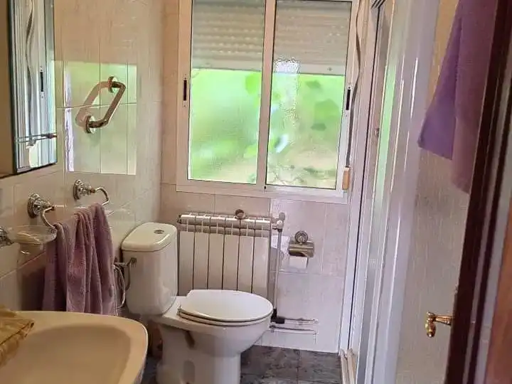Baño de Casa o chalet en venta en Monterroso con Jardín privado, Piscina y Amueblado